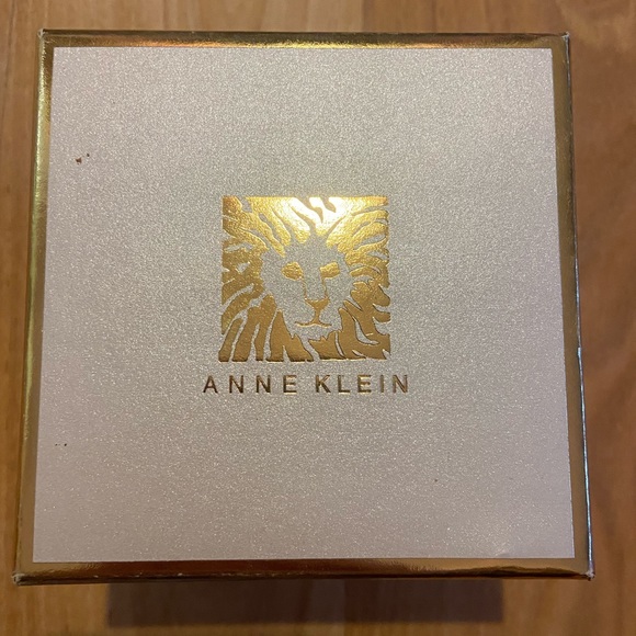 Butterfly Broach NWT - Picture 2 of 3